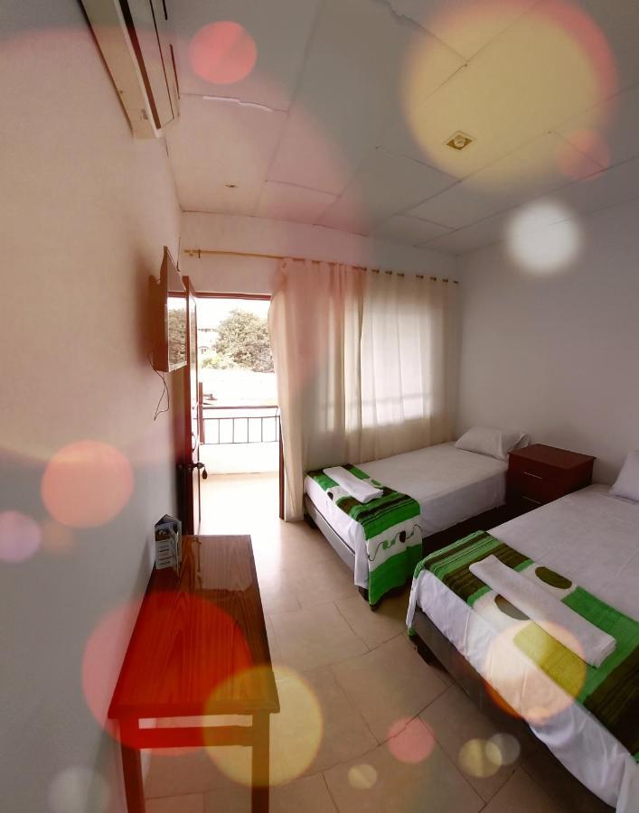 Hostal Gualingo 호텔 Santa Rosa  외부 사진